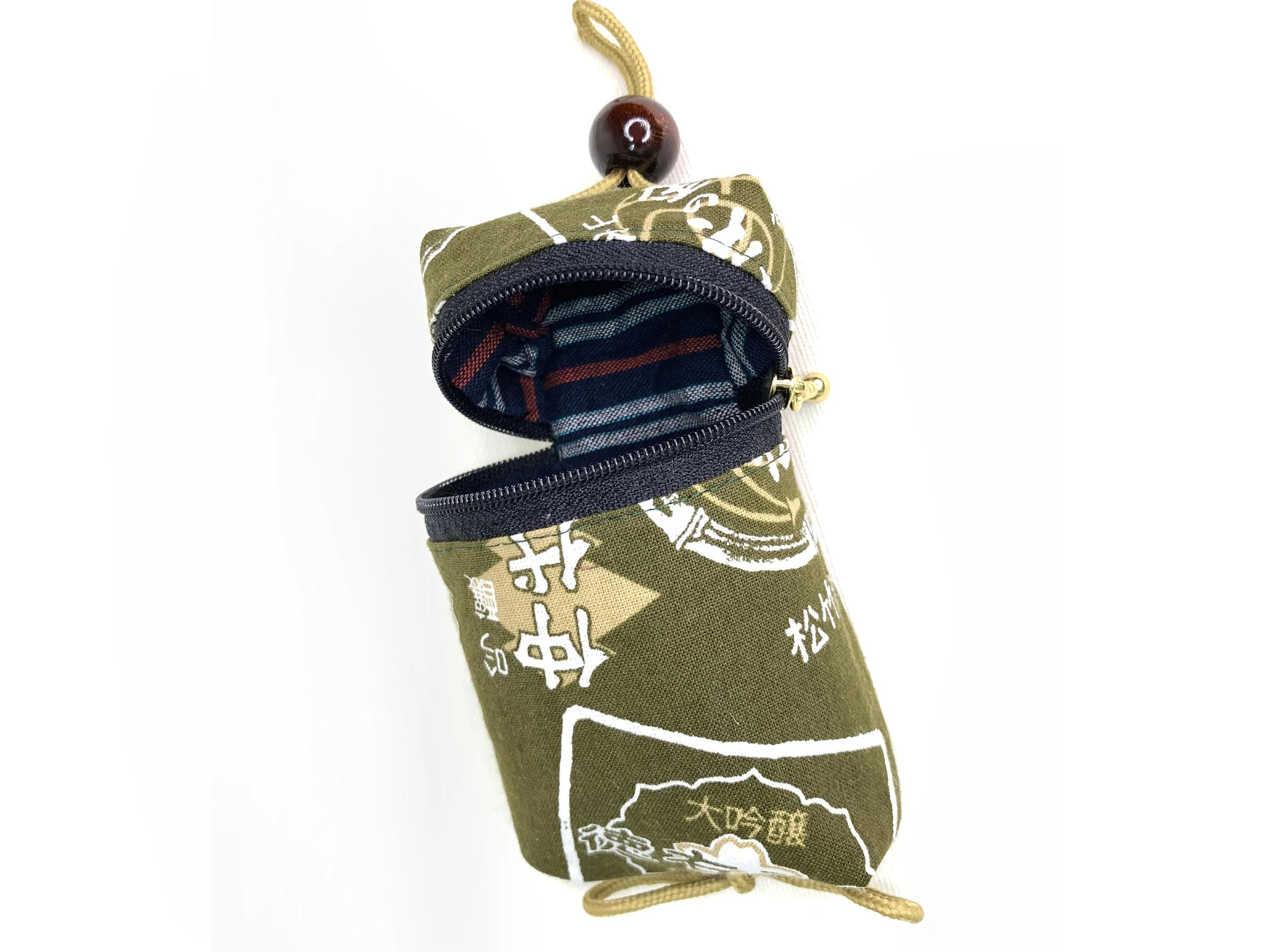 Japanese Pouch Design Japanese Zipper Pouch, Samurai Inro Pouch, Japanese Kimono Pattern ...