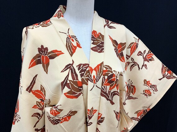RARE!! Japanese Kimono Haori / BINGATA CHIRIMEN/ S