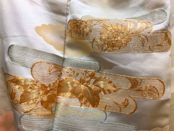 Japanese FURISODE Kimono/ Embroidery/ Silk Kimono/