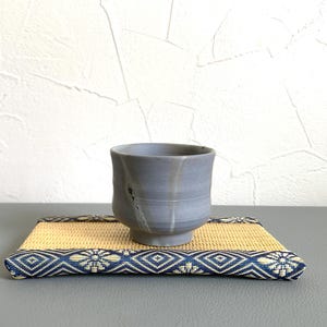 青備前焼 ぐい呑み 陶器 手作り 湯呑み 天然釉 0424a
