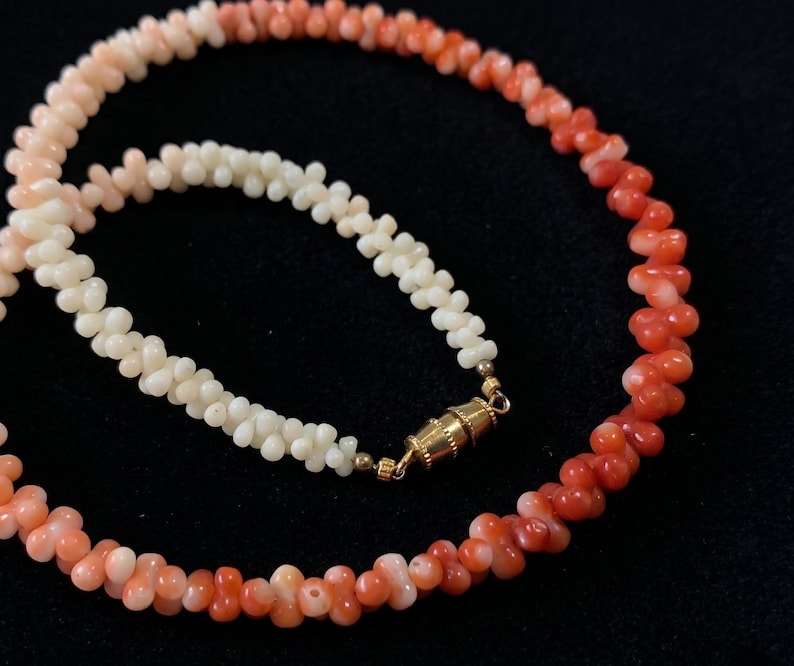 RARE!! Japanese Coral Necklace/ Red, Momo, White coral, Natural Coral Necklace/ Japanese Ganuine Coral Necklace　　 Bild 3