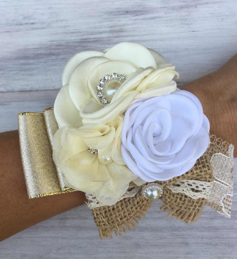 wedding broach flower pin Mother of Bride Corsage Mother of Groom corsage Burlap lace Ivory corsage Prom corsage Mother/'s Day corsage