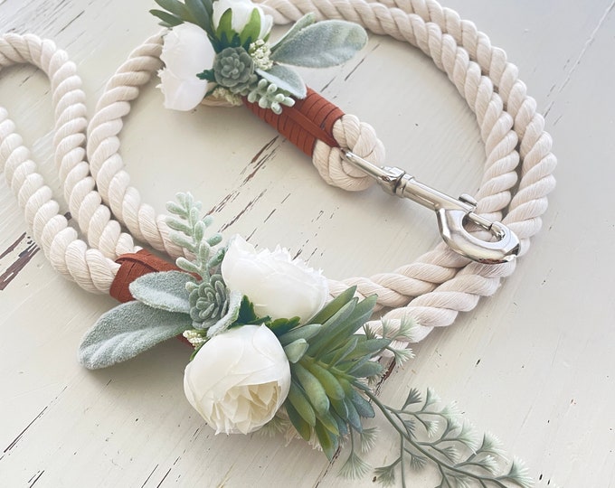 Rope Leash with Flowers for Wedding, wedding Dog leash, gift for wedding, Dog lovers gift, succulent wedding leash, Dog wedding attire