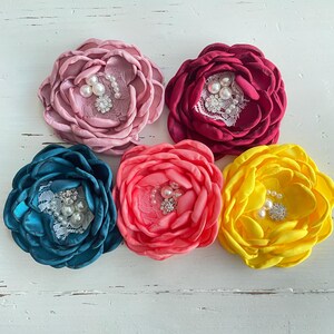 ROSE Flower Collar Easy Clip On Accessory (3 inches) for Dogs and Puppies