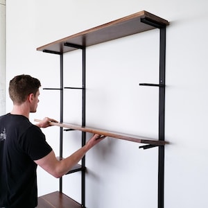 Wall Mounted Bookshelf made in USA with Solid Wood Shelves & Heavy-duty Steel Brackets | Modern Industrial Floating Bookcase 6-tier, 7.5ft H imagen 10