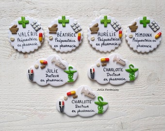 SUR COMMANDE Badge Métier Médical Fimo - badge pour pharmacien préparatrice en pharmacie