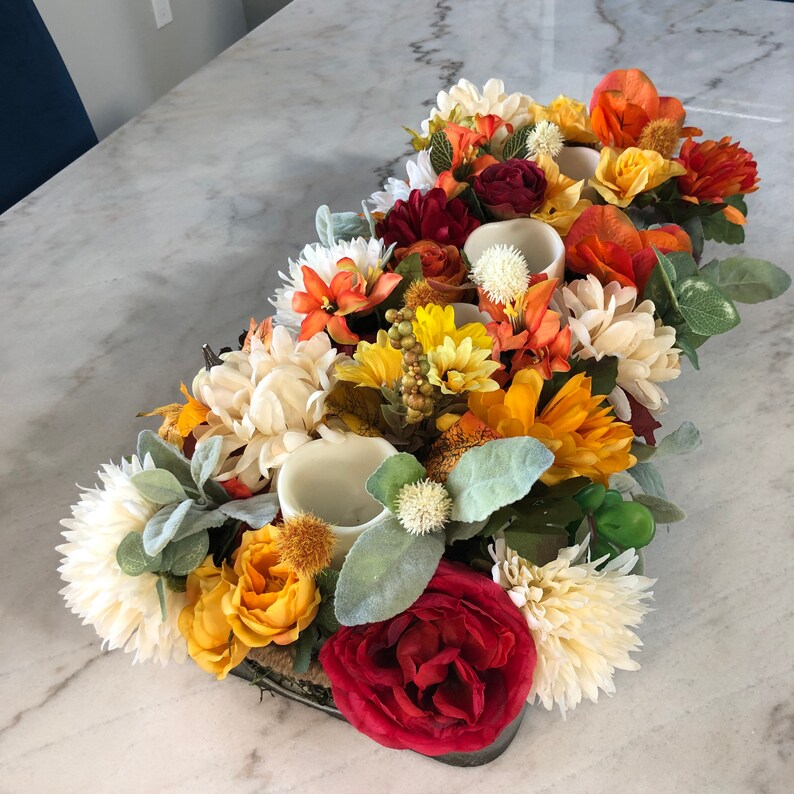 Farmhouse floral table centerpiece shops / wedding decor /boho chic flowers / flower arrangement