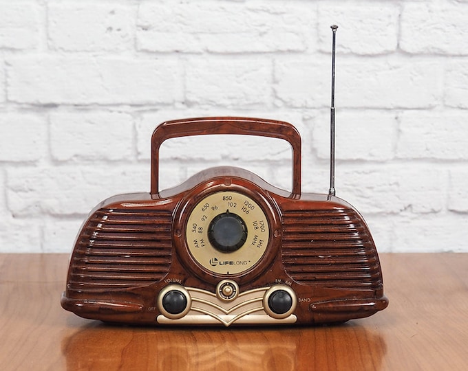 Vintage Lifelong Portable AM/FM Radio Model S100 Art Deco Style Novelty ...