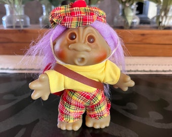 DAM Norfin Troll Doll 5 Inch Golfer 1986 Purple Hair Plaid Hat Golf Bag