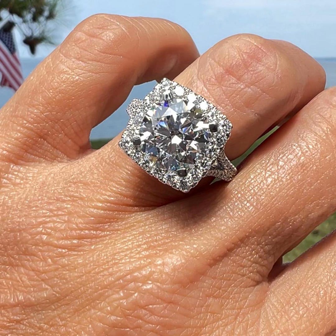 Enigma Joyeria SoÃ±ar Que Te Regalan Anillo De Compromiso Argollas