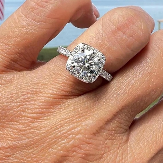 Acquista Anello di fidanzamento Greco in taglio Rotondo 0.5 Carati