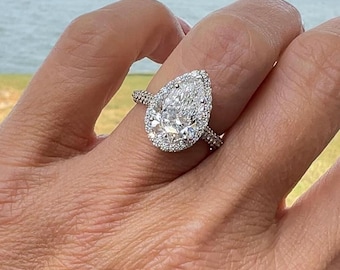 3.06 Karat Tropfen Diamant Verlobungsring: 18k Weißgold Halo (IGI Zertifiziert)
