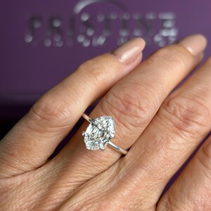 Labordiamant: 2,60 Karat im Decagonal Step Cut, E VS1, IGI-zertifiziert Bild 4
