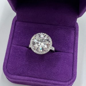 5 Carat Round Lab Grown Diamond Halo Engagement Ring - Platinum Setting
