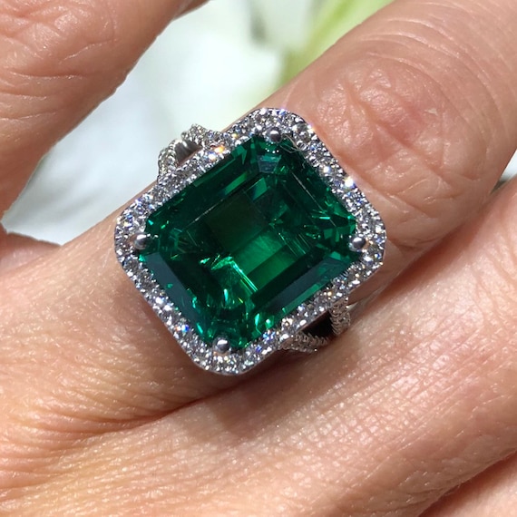 9 online carat emerald