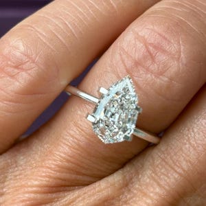 2.18ct Birnen-Treppenschliff-Diamant im Labor gewachsen: E VS1 IGI-zertifiziert, Vintage-Stil