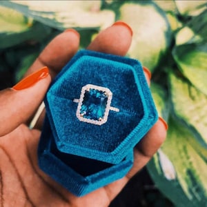 4 Carat Peacock Blue Sapphire Ring 10x8mm Radiant Cut – Butterfly Gallery Wedding Ring – Lab Grown Diamond Anniversary Birthstone Gift