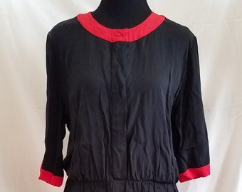 Vintage 3/4 Sleeve Black and Red Dress w/ Elastic Waist