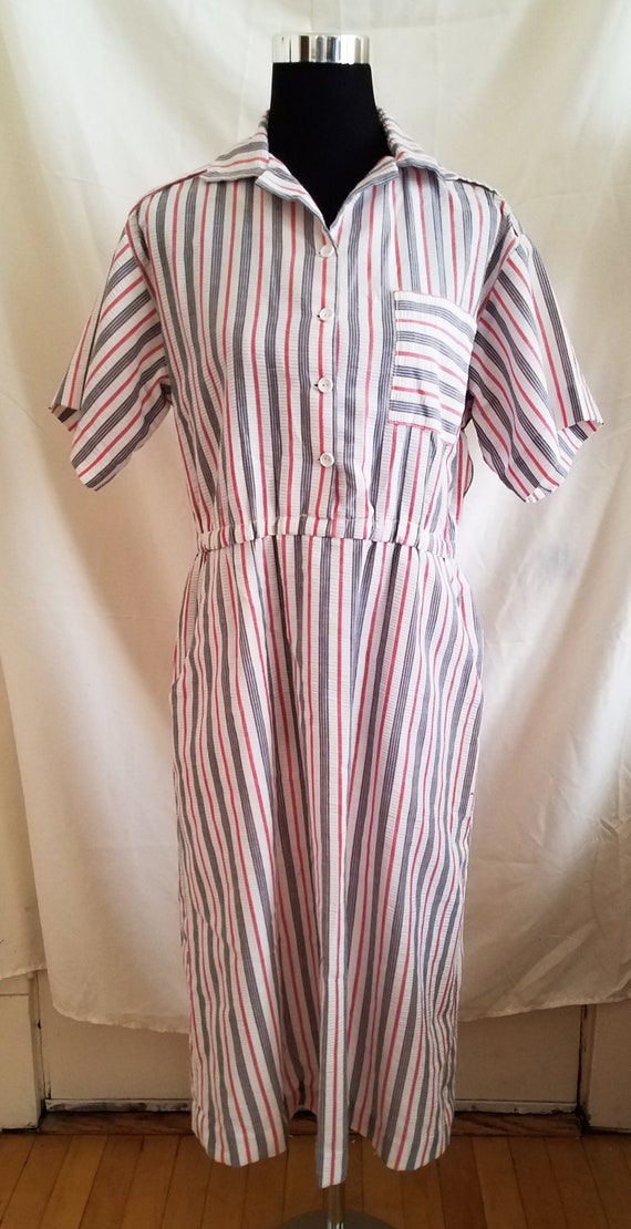 Red/White/Gray Vintage Striped Short-Sleeve Dress