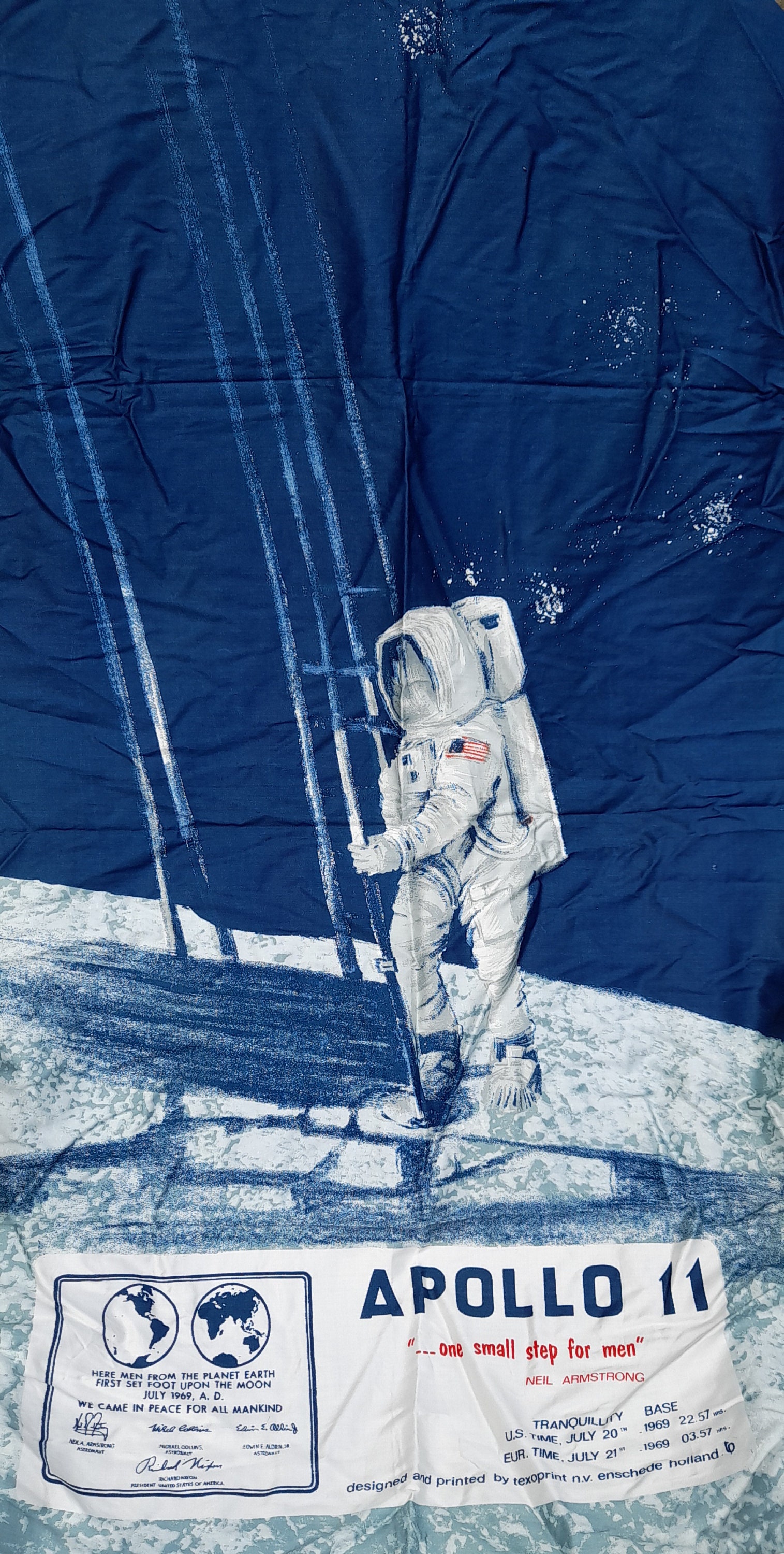 Vintage U.s.a Neil Armstrong Apollo 11. Rare 1960S Moon Landing Textile/Fabric Banner. 1969. Tenture