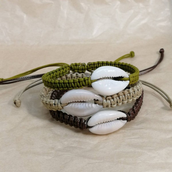 Cowrie shell bracelet, unisex bracelet