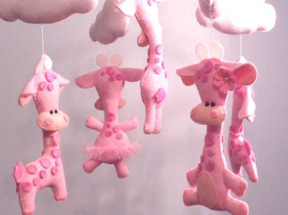 baby mobile giraffe