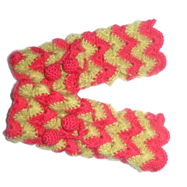 Mitaines bohème crochet,gants lsans doigts,mitaines hippie,hippie chic,gants hippie,manchettes laine mohair,vert anis,fuchsia, perles bois