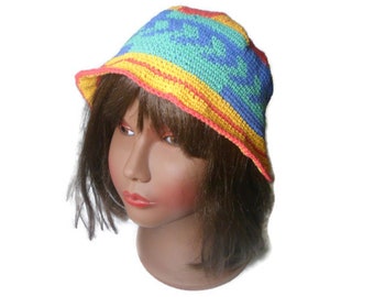 Chapeau été,chapeau crochet,chapeau femme,chapeau coloré,chapeau cloche,chapeau coton,chapeau ethnique wayuu,hippie chic,chapeau arc en ciel
