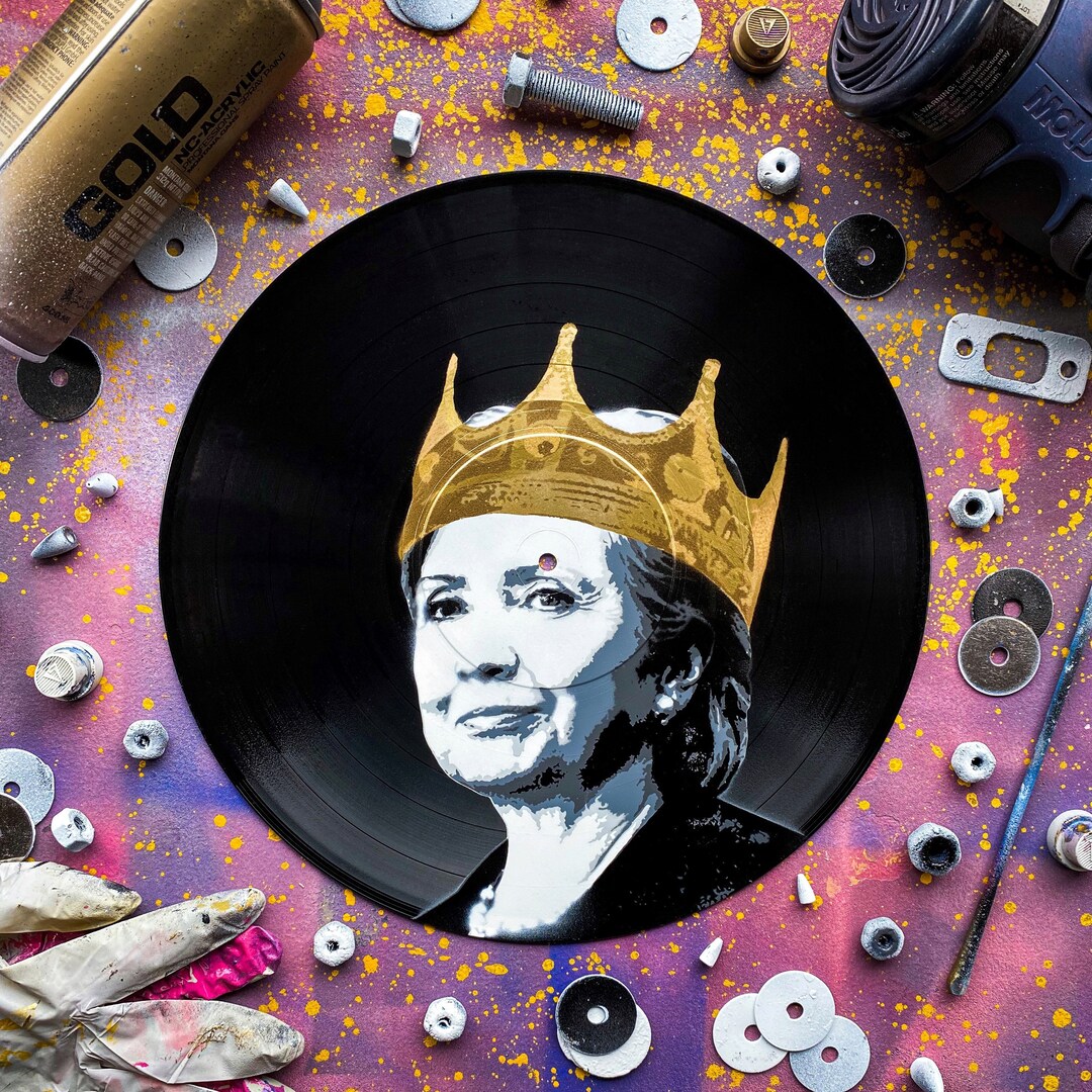 hillary-clinton-on-vinyl-record-stencil-art-spray-painting-etsy