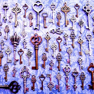 Replica Bulk Old Skeleton Keys Vintage Antique Replica Charms Jewelry Steampunk Wedding Bead Supplies Pendant Collection Reproduction Craft Bild 1