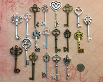2.5" New Giant Steampunk Skeleton Keys Large Medium Charms Wedding Shower Beads Supplies Pendant Collection Reproduction Vintage Antique