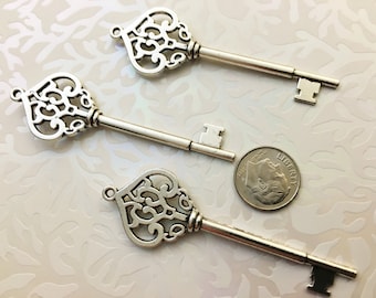 Replica Silver Crown Big Bulk Skeleton Keys Valentine Heart Love Card Gift for Her Jewelry Steampunk Ribbon Beads Pendant Vintage Antique