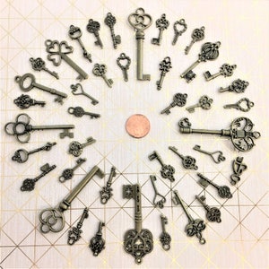 40 Chaves Novo Esqueleto Ouro Prata e Latão Steampunk Alterado Arte Encantos Jóias Contas de Casamento Pingente Novo Vintage Antigo Artesanato Presente Ornamentos