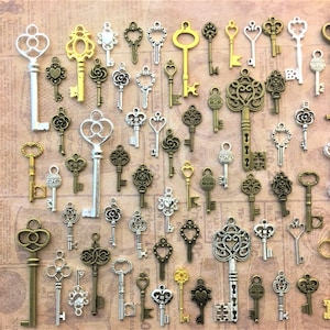 Light Replica Skeleton Keys Vintage Antique Old Charms Jewelry Steampunk Wedding Bead Pewter Iron Brass Pendant Collection Ring Chain Craft