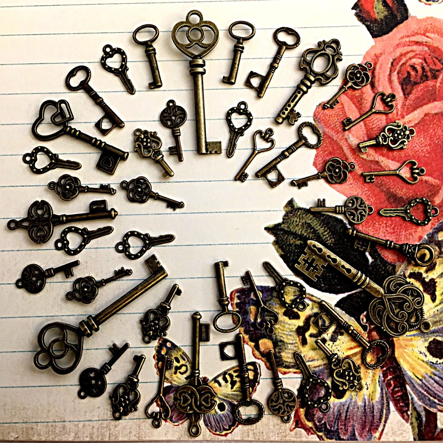 Home Décor Replica Vintage Brassy Keys Steampunk Vintage Jewelry Bulk ...