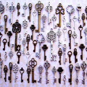 Réplica de llaves antiguas a granel, esqueleto, amuletos vintage, cofre, joyería Steampunk, suministros para cuentas de boda, colgante, artesanía, regalo de vacaciones, invitación, anillo