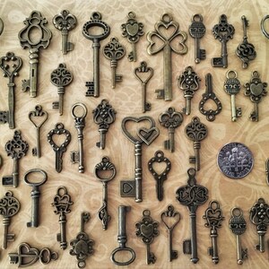 Keys of Summer Replica Mixed Colors Vuctorian Steampunk Skeleton Charms Jewelry Gothic Wedding Bead Pendant Collection Vintage Antique Craft