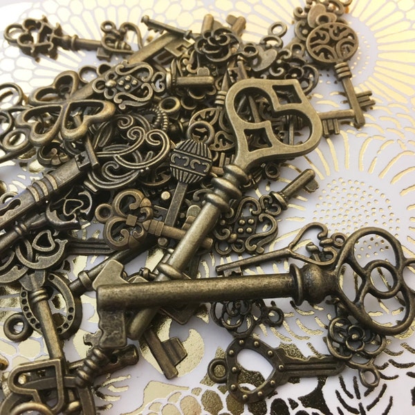 Silver Gold & Brass Replica Steampunk Skeleton Keys Charms Jewelry Gothic Wedding Beads Pendant Collect Reproduction Vintage Antique Crafy