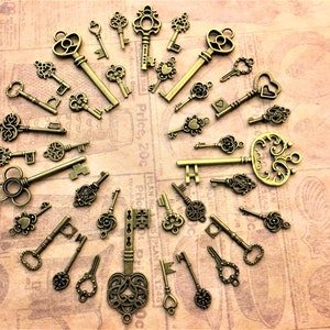 Replica Old Brass Silver Gold Keys Vintage Skeleton Antique Housewarming Steampunk Keys Charms Jewelry Wedding Beads Supplies Pendant Craft