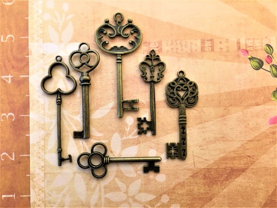Silver & Brass Replica Vintage Keys Skeleton Key Antique Gate Church Keys  Steampunk Keys Charms Jewelry Wedding Beads Supplies Wind Chime