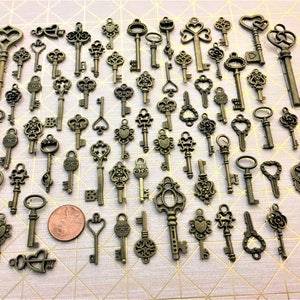 Replica Keys Silver Gold + Brass Skeleton Vintage Jewelry Supply Charms Beads Pewter Craft Steampunk Wind Chimes Master Shadow Box Trinket