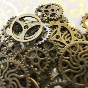 Gold Silver & Brass Steampunk Gears Cogs Buttons Wheels Watch Parts Pinwheel Crafts Cogwheel Crafts Clock Watch Timepiece Cosplay Costume