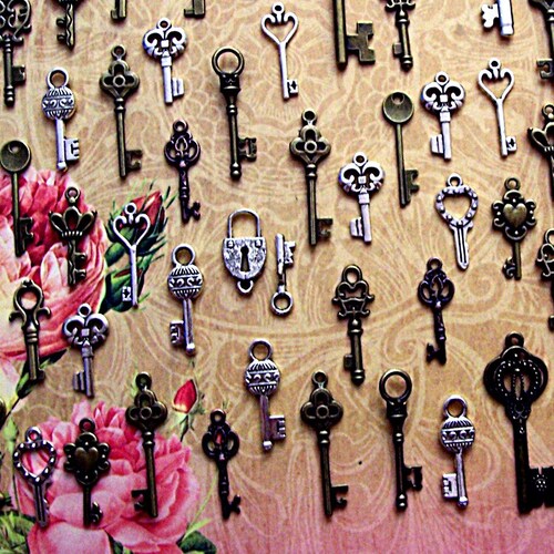 Clés délicieuse réplique squelette bijoux à breloques steampunk mariage perles fournitures pendentif collection reproduction vintage look antique artisanat