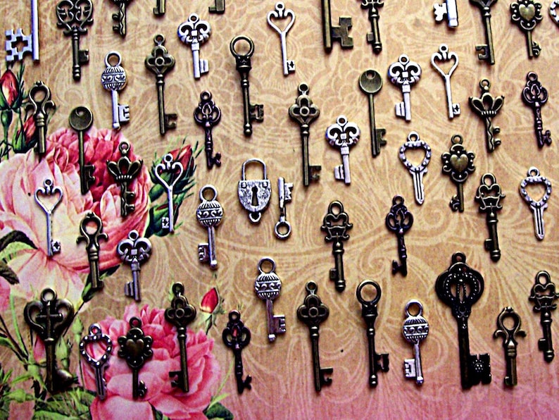 Delightful Replica Keys Skeleton Charms Jewelry Steampunk Wedding Beads Supplies Pendant Collection Reproduction Vintage Antique Look Craft image 2