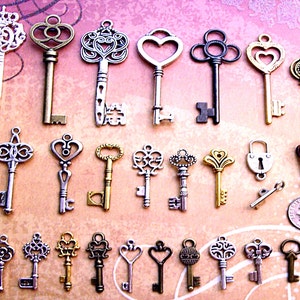 Fancy Keys Victorian Gothic Amazing Bohemian Component Assortment Escort CardWedding Decorations Wineglass Charms Clock Scrapbook Supplies