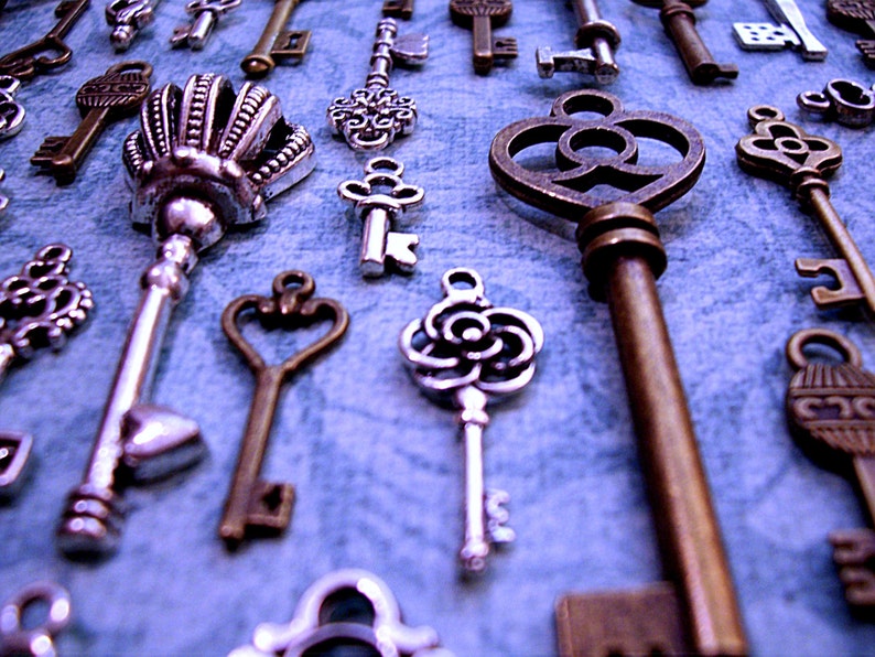 Replica Bulk Old Skeleton Keys Vintage Antique Replica Charms Jewelry Steampunk Wedding Bead Supplies Pendant Collection Reproduction Craft Bild 5