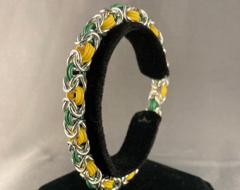 Green & Yellow Stretchy Chainmail Bracelet - Large