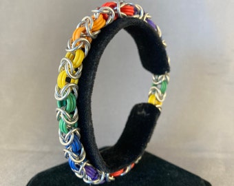 Rainbow Stretchy Chainmail Bracelet - Medium