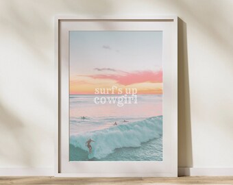 Coastal Cowgirl Print, Coastal Cowgirl art print, Printable Wall Art, Retro Beach print, kuststrand kunst aan de muur, kust Cowgirl surf print