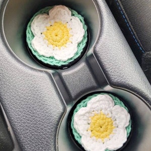 Crochet car coaster, crochet pattern, crochet cup holder coaster, daisy car coaster, flower car coaster, PDF pattern download, cute car gift